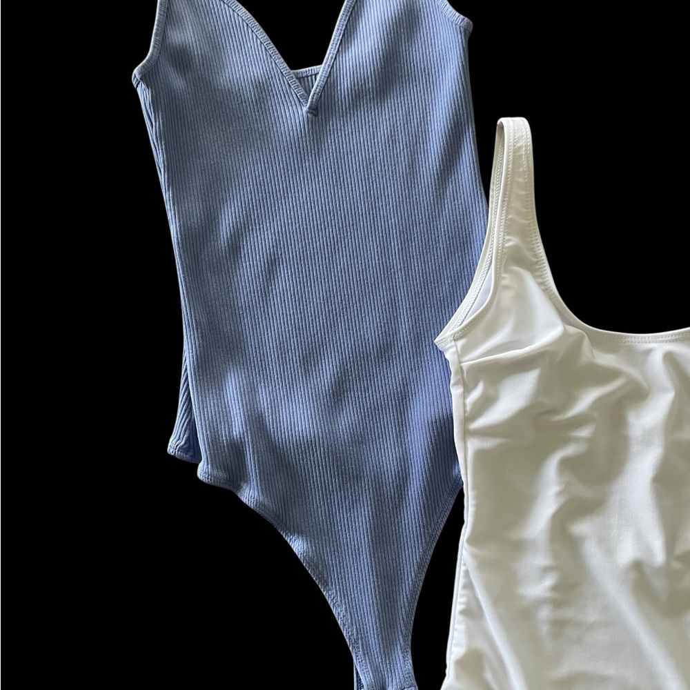 2 Bodysuits ME TO WE and PRETTY LITTLE THING - Blue and White - Picture 3 of 9